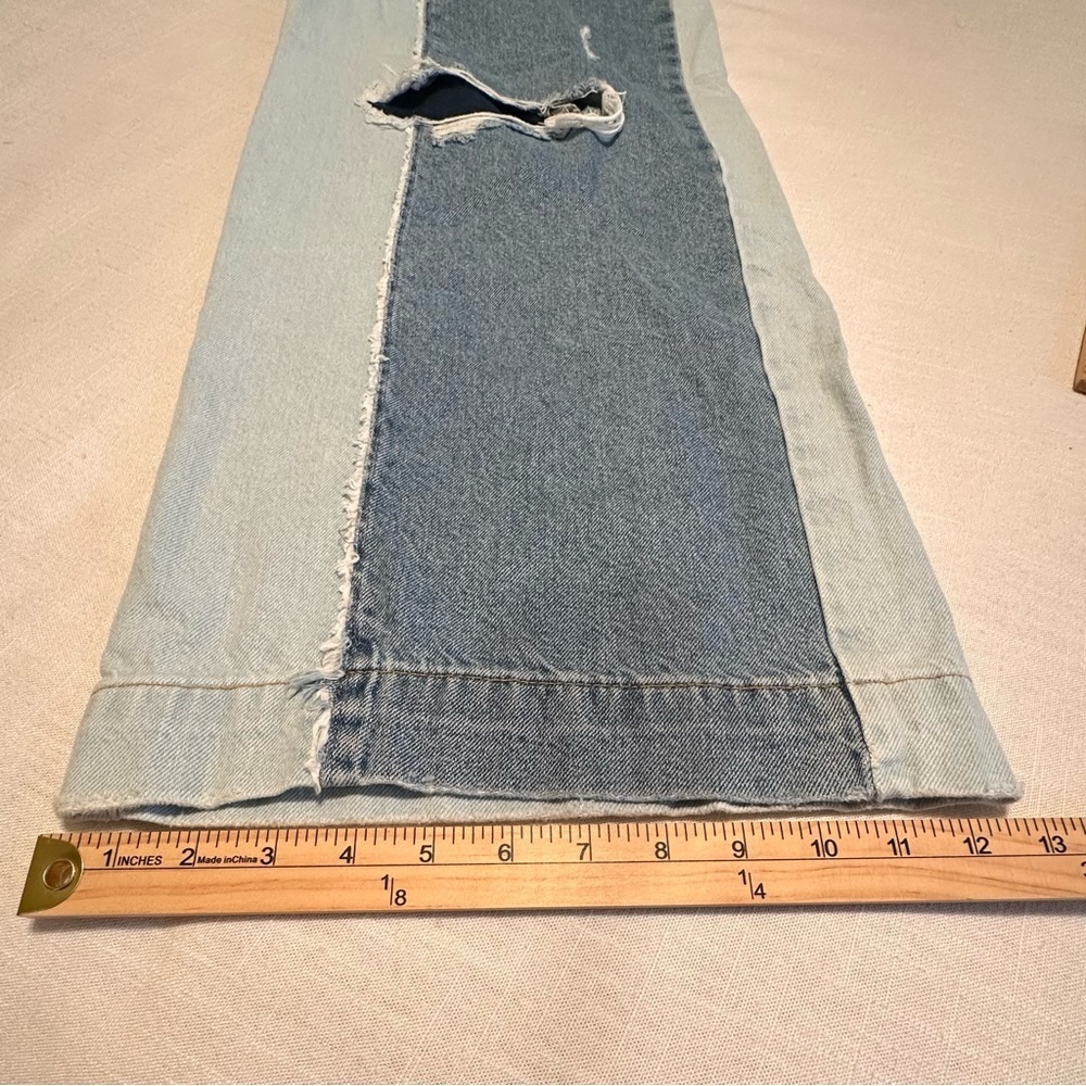 Forever 21 Jeans Womens 29 Light Wash Low Rise Wide Leg Patchwork Distressed - Picture 4 of 13